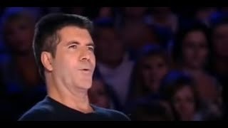 Hombre Baila Como Robot 