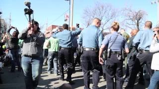 Flashmob de la policía de Kansas City