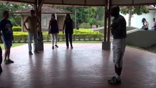 Pasos básicos para bailar salsa