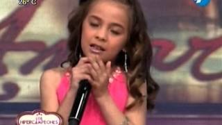 Azucena canta "Corre"