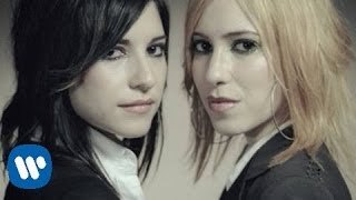 The Veronicas - Hook Me Up 