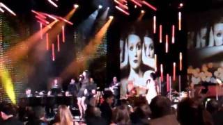 Alejandra Guzmán y Natalia Jiménez le cantan a Shakira