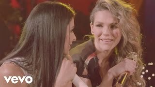 Un día normal. Kika Edgar ft María León