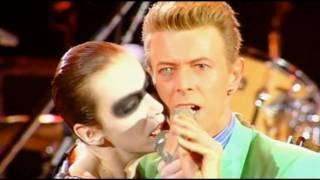 Under Pressure. Queen, Annie Lennox & David Bowie