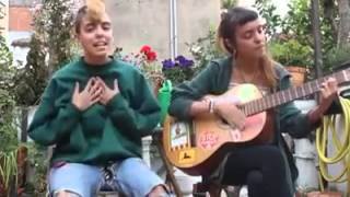 No somos amigas nos comemos el coño. Akelarre